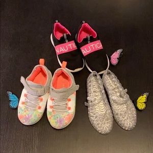Girls shoes size 10 (4-5 yr old)